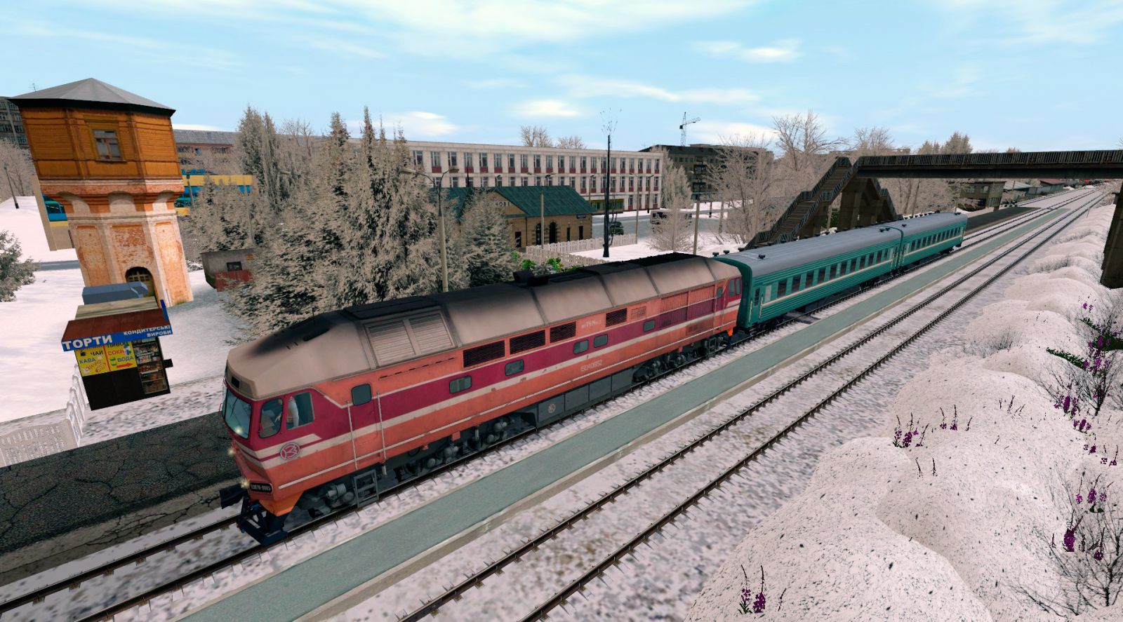 Тепловоз ТЭП70-0065 с пригородным поездом на станции Лихачово